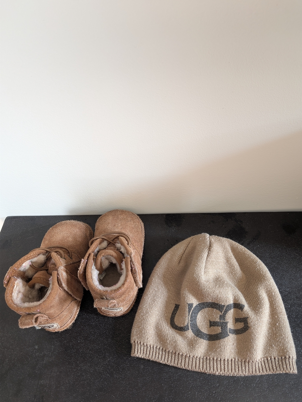 UGG Kids Chestnut Suede Walker Boots with Logo Beanie Set